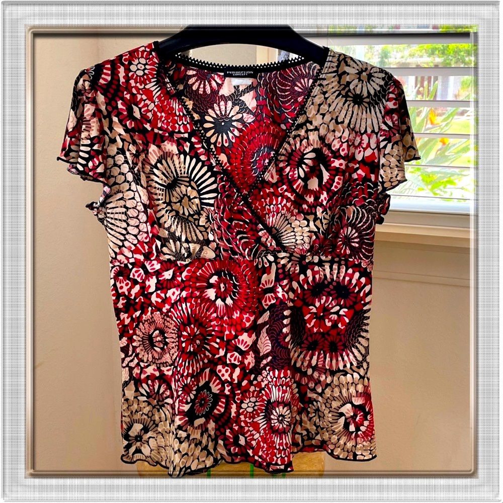 PerSeption  Concept Floral Top